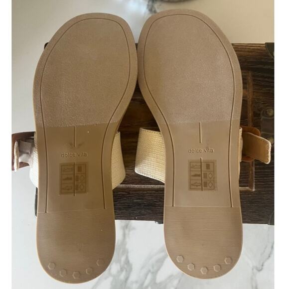 Dolce Vita Genzel Sandals in Beige - Picture 9 of 9